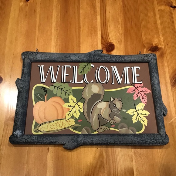 FALL SQUIRREL WELCOME SIGN For Your Nut House! NEW - Picture 2 of 5